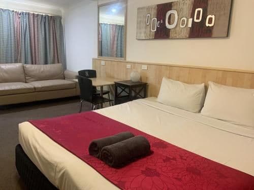 Deluxe King Room