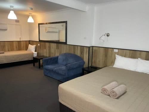 Standard Triple Room