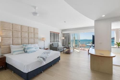 Deluxe Room with Spa Bath