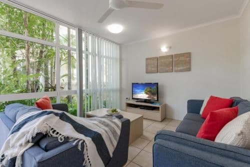 Deluxe Three-Bedroom Townhouse