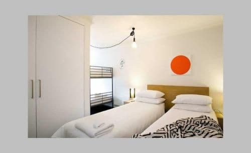 1 Bedroom Kitchenette