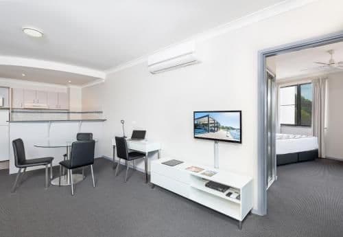 Interconnecting Family Room