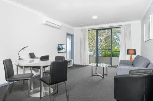 Interconnecting Family Room