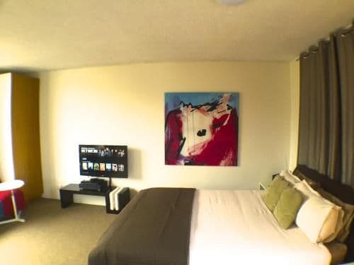 Deluxe Queen Studio 