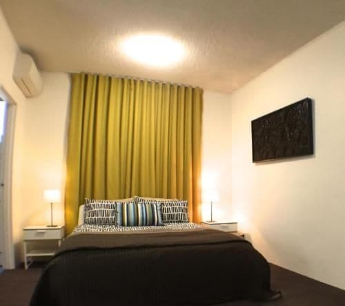 Deluxe Studio
