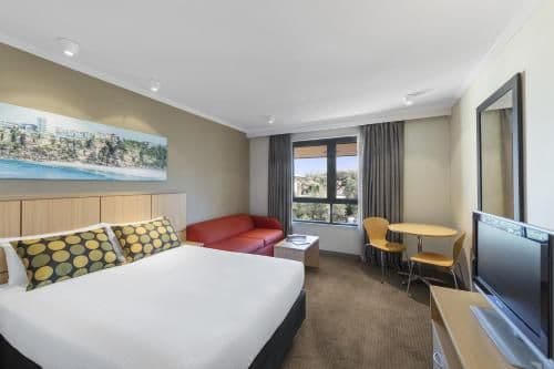 Standard Queen Room
