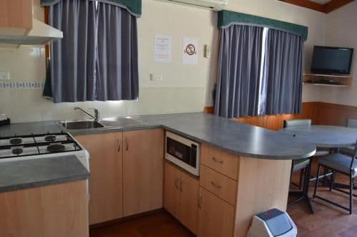 2 Bedroom Deluxe Cabin