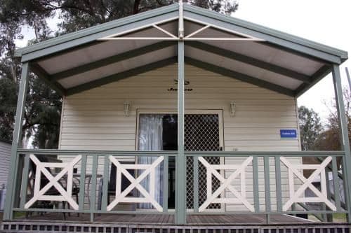 2 Bedroom Deluxe Cabin