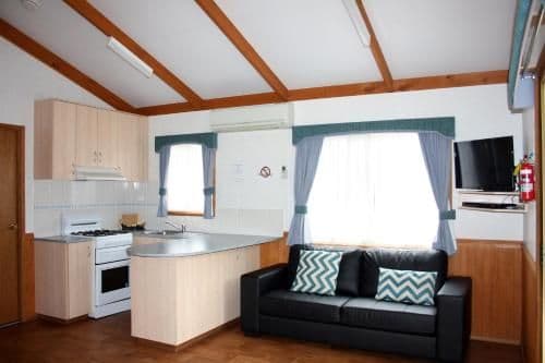 2 Bedroom Deluxe Cabin