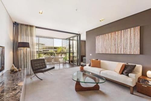 One-Bedroom Apartment with Parking (608ST)