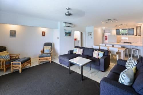 2 bedroom seaview apartment - Apartment 008