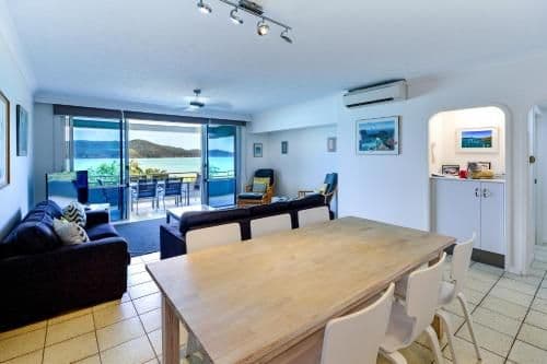2 bedroom seaview apartment - Apartment 008