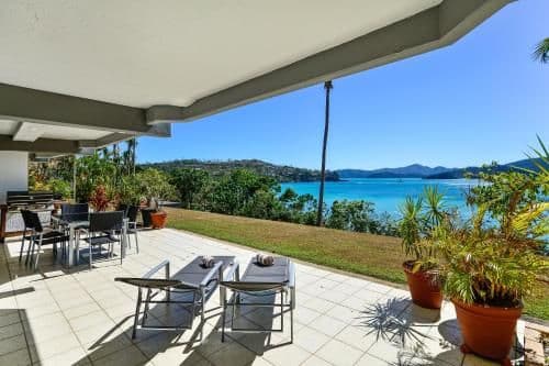 2 bedroom seaview apartment - Apartment 002