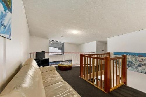 Three Bedroom Apartment - Chalet Apartment 713