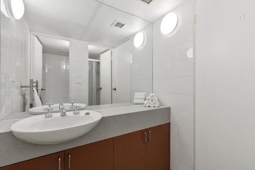 Three Bedroom Apartment - Chalet Apartment 713