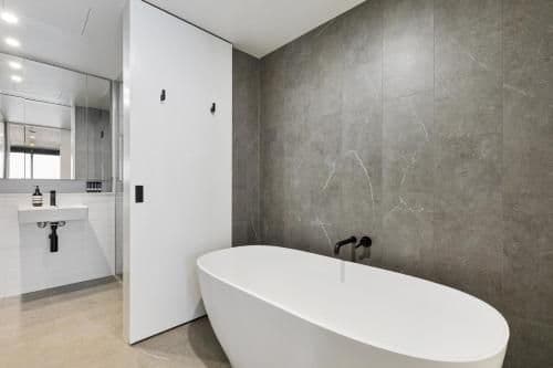 Three-Bedroom Apartment - Bella Vista 2.2