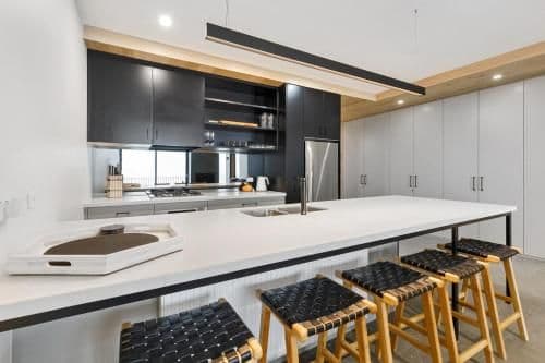 Three-Bedroom Apartment - Bella Vista 2.2