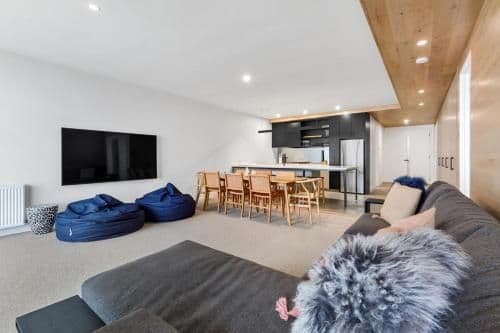 Three-Bedroom Apartment - Bella Vista 2.2