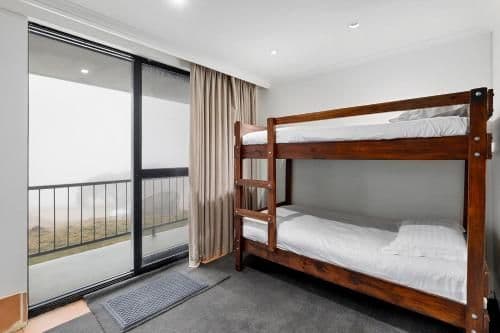 One-Bedroom Apartment - Chalet Apartment 300