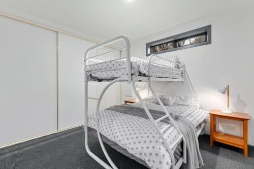 Three Bedroom Apartment – Peak 301