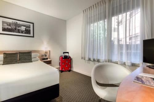 Standard Queen Room