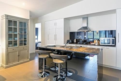 The Saints Penthouse 8 (+2)
