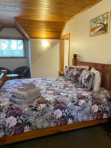 Deluxe King Suite