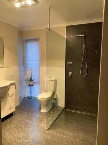 Deluxe Queen Suite