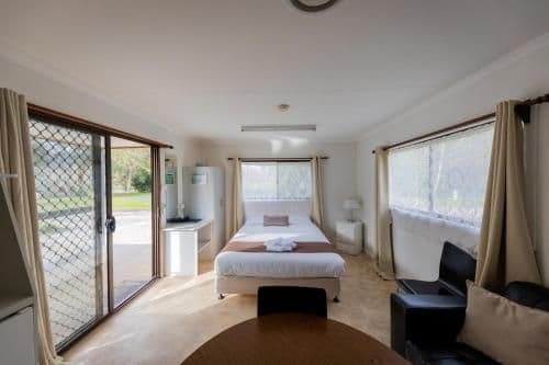 Budget One-Bedroom Cabin