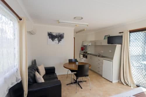 Budget One-Bedroom Cabin
