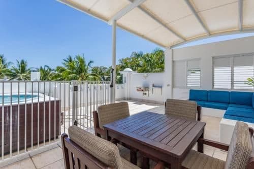 Apartment with Terrace