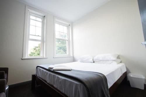Budget Queen Room with Shared Bathroom