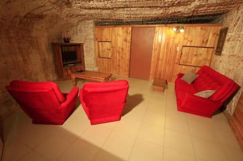 Self-Catering Underground Apartment with Breakfast Included