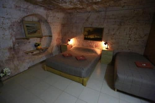 Self-Catering Underground Apartment with Breakfast Included
