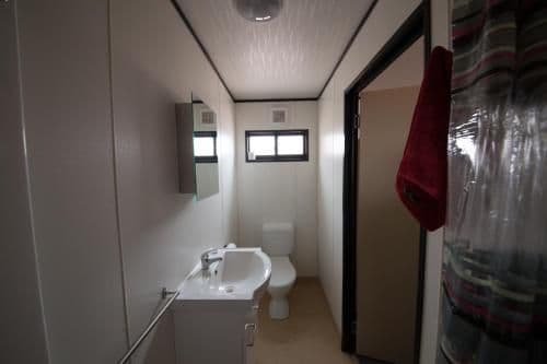 Triple Room with Bathroom - Above Ground