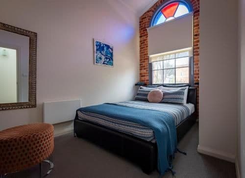 Two-Bedroom Apartment with Spa Bath