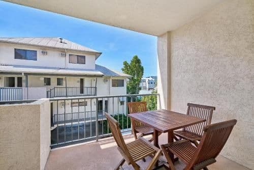 Townhouse Two-Bedroom Apartment