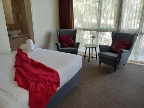 Executive Queen Room