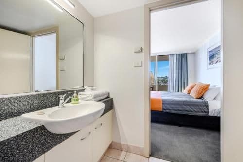 Deluxe Two-Bedroom Apartment