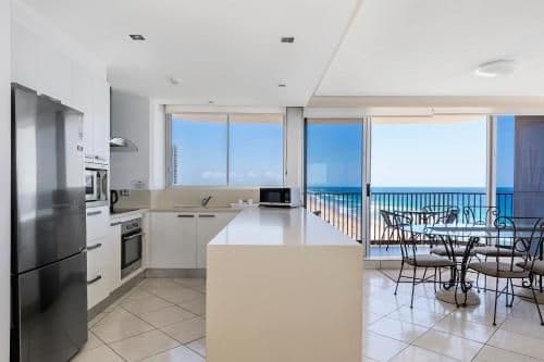 Superior Two-Bedroom Apartment - Beachfront North East DLX