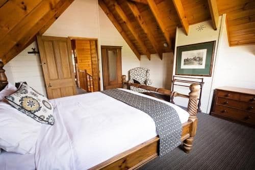 Three-Bedroom House - The Racquet Club