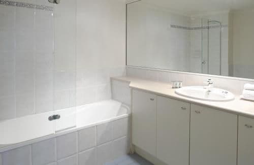 Three-Bedroom Apartment with Balcony