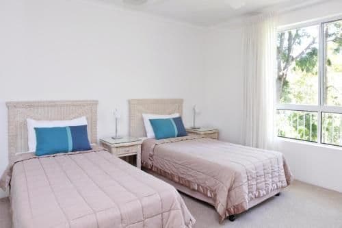 Three-Bedroom Apartment with Balcony