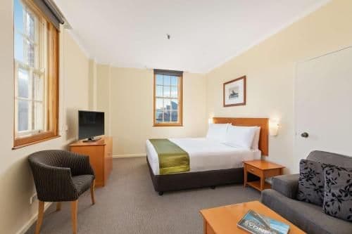 Deluxe King Room with Harbour View