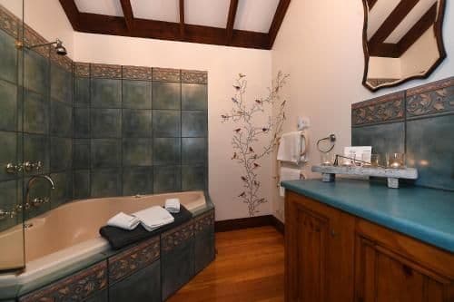 One-Bedroom Cottage