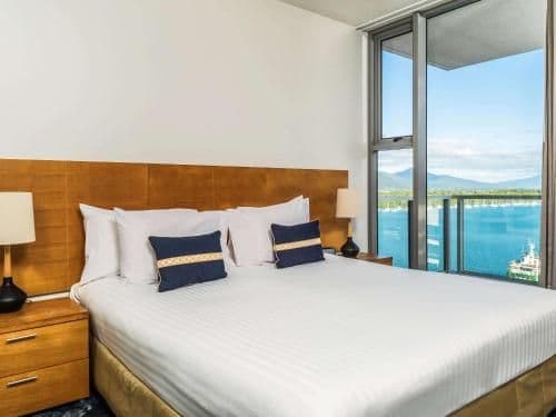 Studio Hotel Room