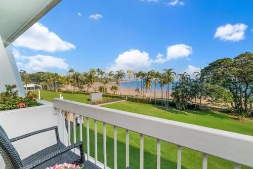 Deluxe Queen Room with Ocean View
