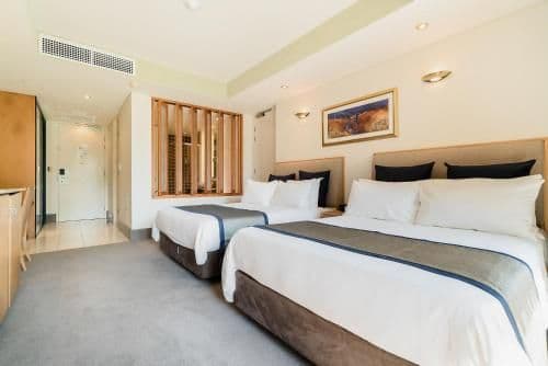 Superior Queen Room with Spa Bath