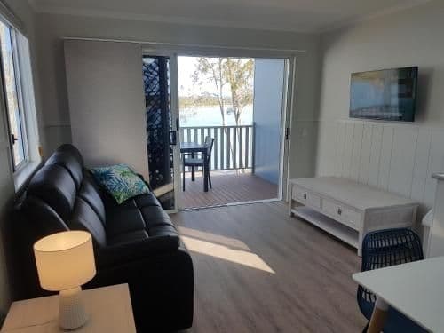 Superior Villa - Oystercatcher