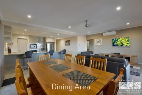 Five-Bedroom Apartment